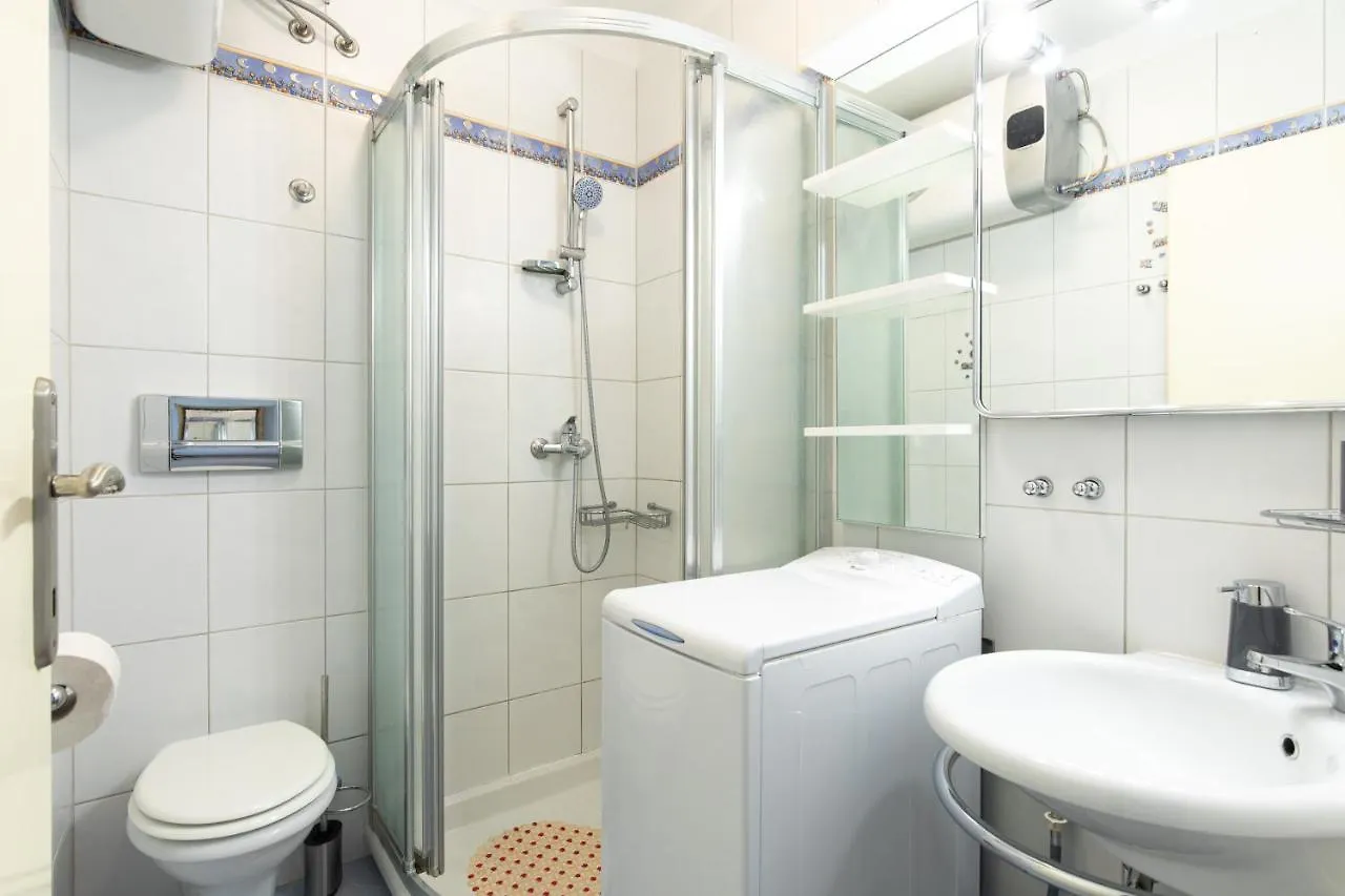 Apartment Mara Krk Town Kroatien
