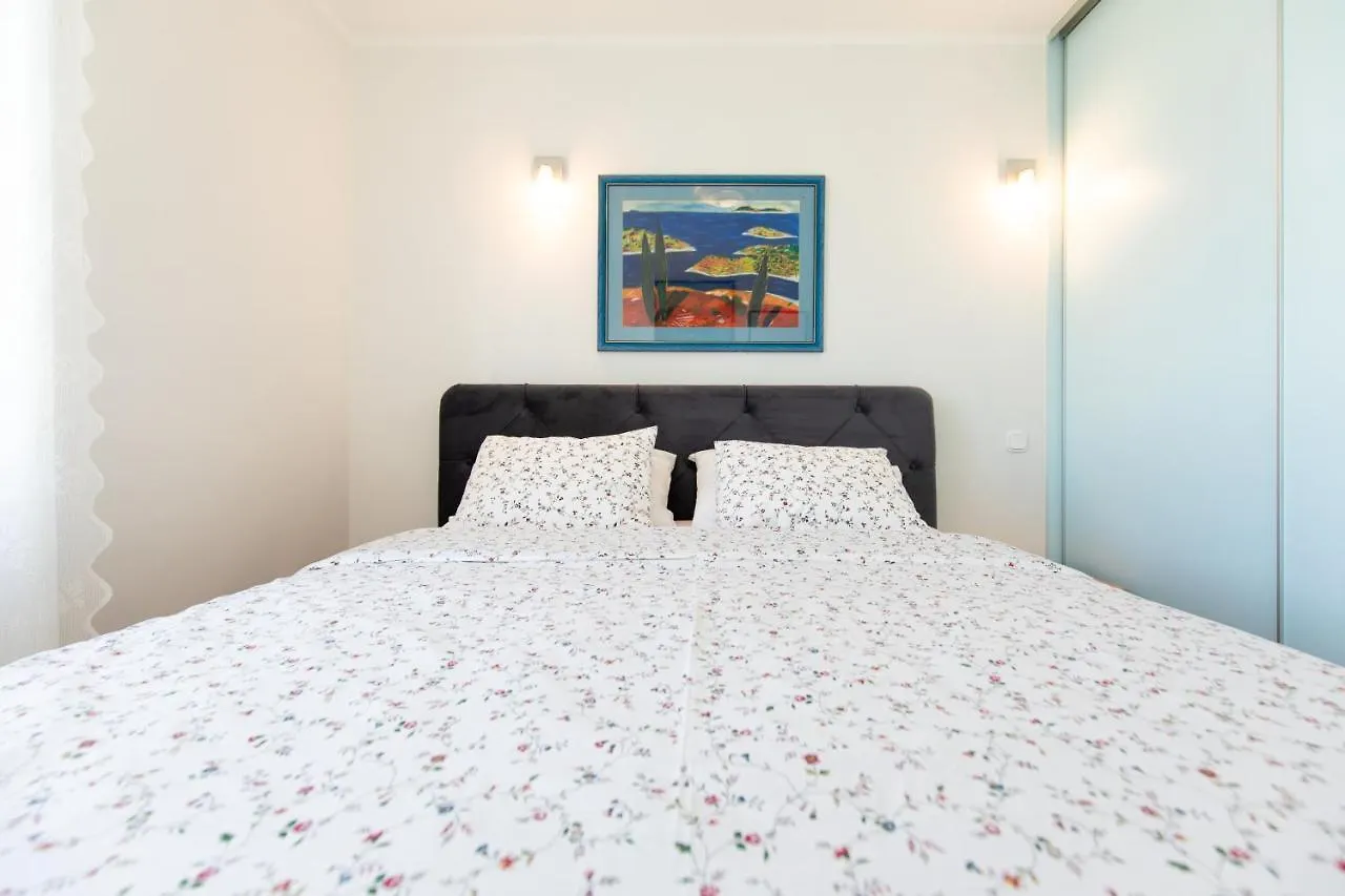 Apartment Mara Krk Town